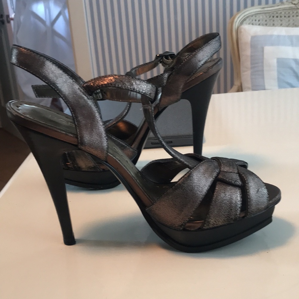 Bronze Platform Heels That Look Like Designer Ysl.. Gem